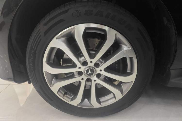 Used Mercedes-Benz GLE 2018 GLE 320 4MATIC Dynamic Edition Collector's Edition
