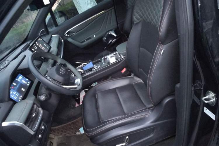 Used Geely Auto Haoyue L 2023 2.0T DCT Prestige Edition