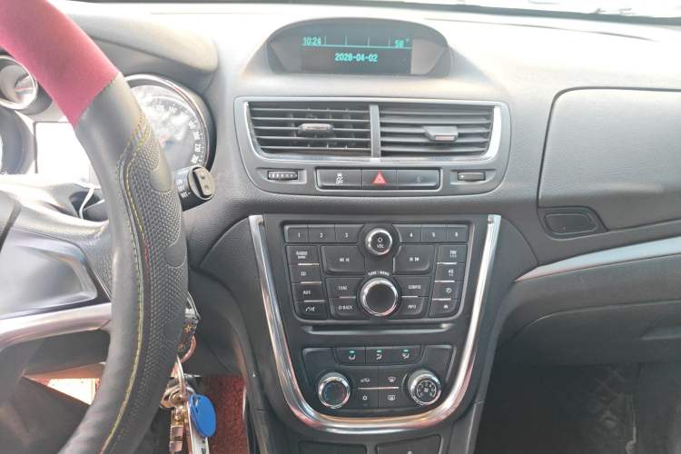 Used Buick Encore 2015 1.4T Automatic Two-Wheel Drive Urban Elite Version
