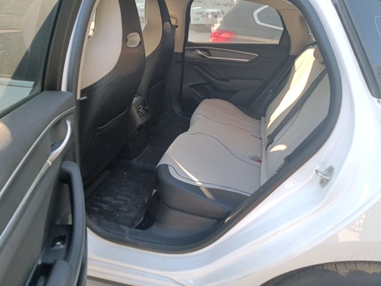 BYD Destroyer 05 2024 HONOR Edition DM-i 55KM Luxury Model — снимка 17