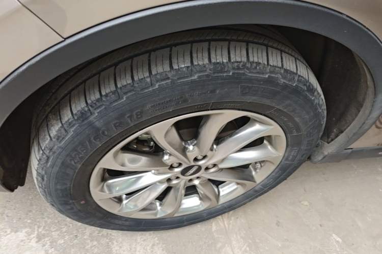 Used Lincoln Corsair 2020 2.0T Two-Wheel Drive Luxury Edition
