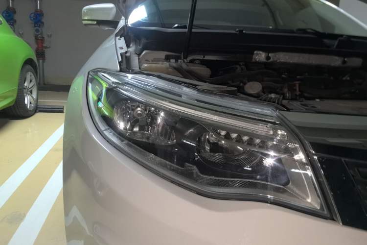 Used Qoros 3 2014 Sedan 1.6T Automatic ZhiZhen Model
