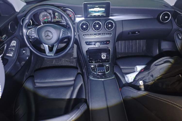 Used Mercedes-Benz C-Class 2018 C 180 L Fashion Edition Sport Version
