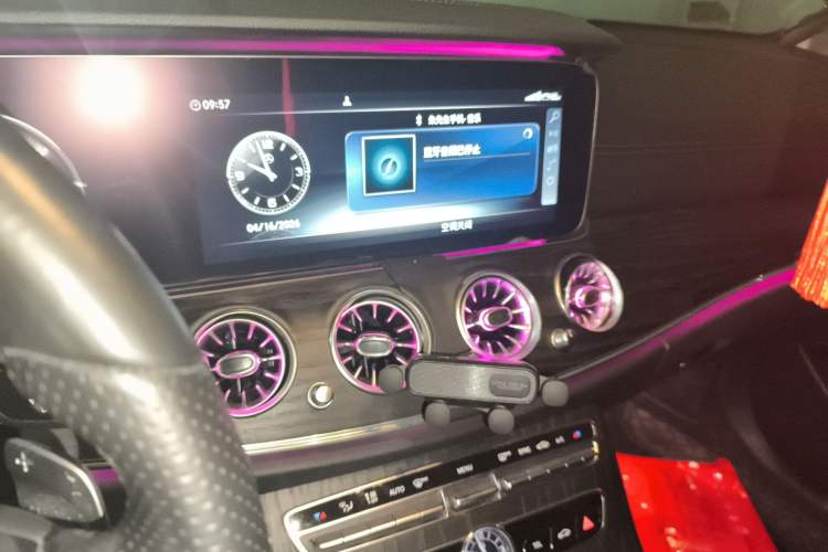 Used Mercedes-Benz E-Class 2019 Restyled E 300 L Sport Luxury Edition Audio And AC Panel