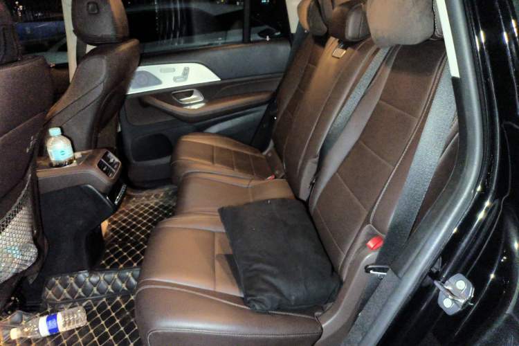 Used Mercedes-Benz GLS 2021 GLS 400 4MATIC Left Rear Seat