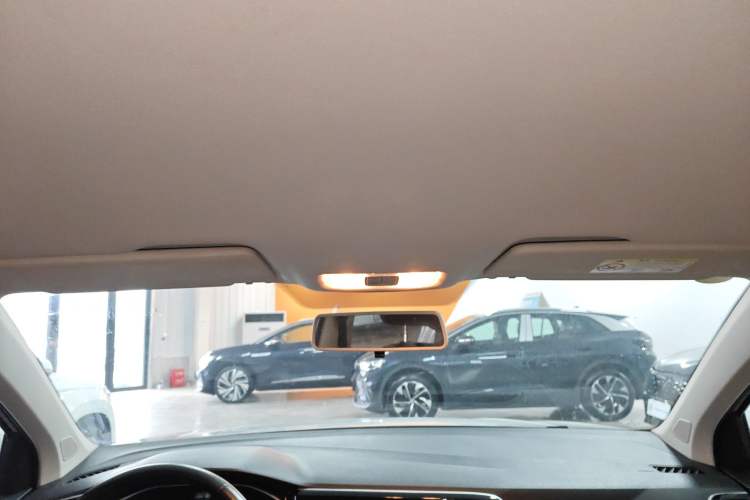 Used Jetta VS5 2023 280TSI Automatic Trend Edition
