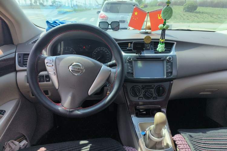 Used Nissan Sylphy 2012 1.6 XL Manual Luxury Edition Steering Wheel