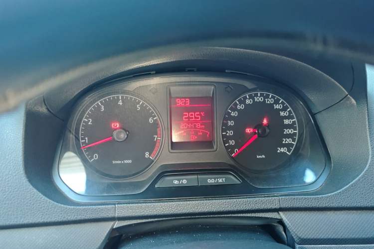 Used Volkswagen Jetta 2013 1.6L Manual Fashion Edition Instrument Cluster