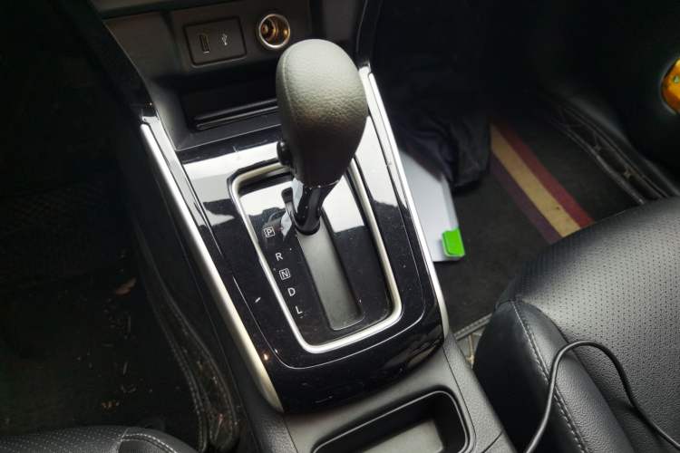Used Nissan Sylphy 2021 Classic 1.6XL CVT Luxury Edition Gear Lever
