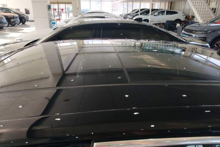 Used Hongqi H5 2025 2.0T Automatic Flag Edition – 500 000 Units Commemorative Version