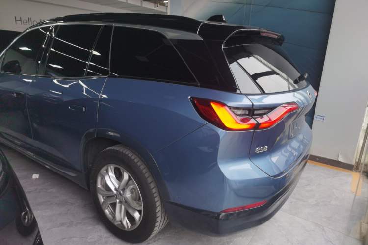 Used Nio ES8 2018 355 km Base Version 7-Seater Edition