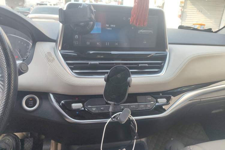 Used SAIC MAXUS G20 2021 PLUS 2.0T Gasoline Automatic Executive Edition