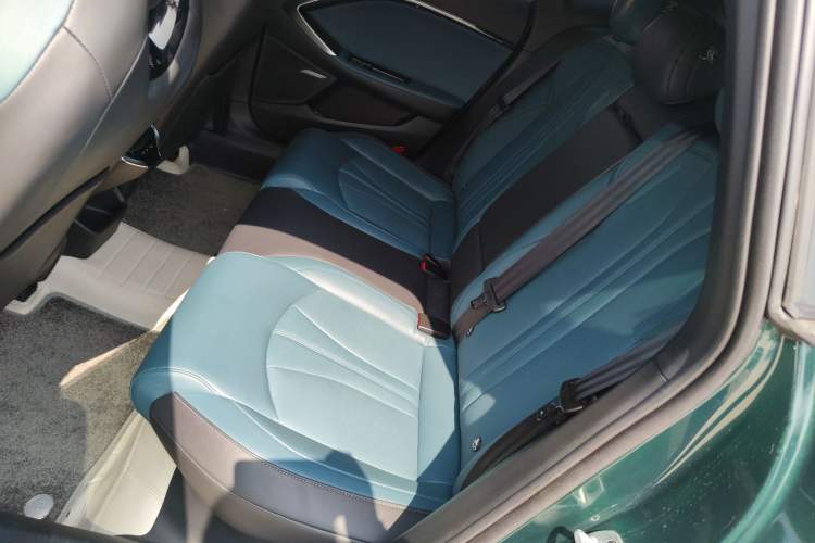 Used MG 7 2023 2.0T Automatic Hunter Luxury Edition
