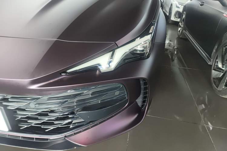 Used MG 7 2025 2.0T 405 AT Luxury Edition