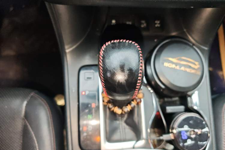 Used Toyota Highlander 2017 2.0T Four-Wheel Drive Luxury Edition 7 Seats Gear Lever