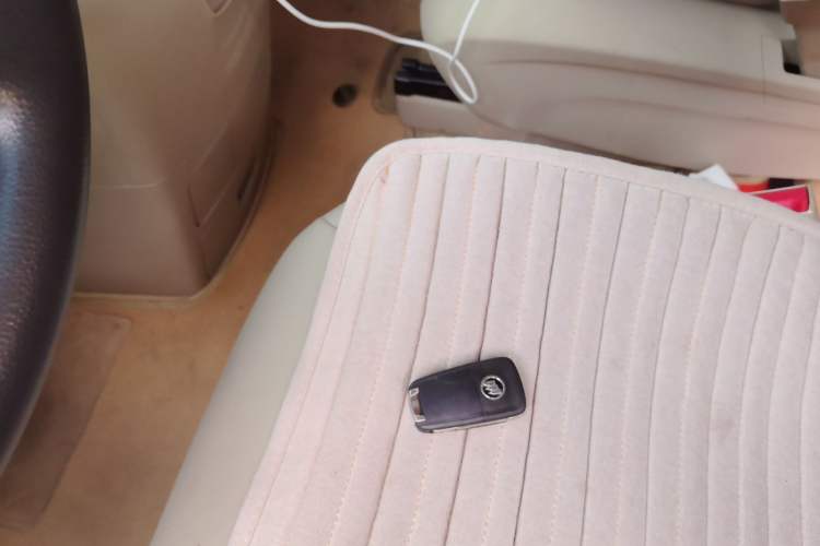 Used Buick GL8 2017 25S Comfort Version China V Standard Vehicle Key