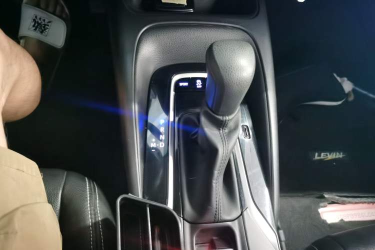 Used Toyota Levin 2019 185T CVT Luxury Edition China VI Standard Gear Lever