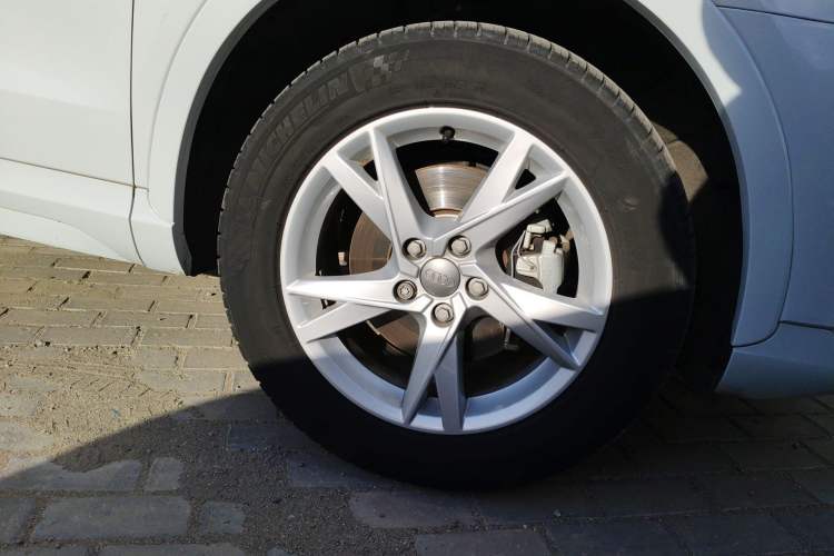 Used Audi Q3 2017 30 TFSI Fashion Model
