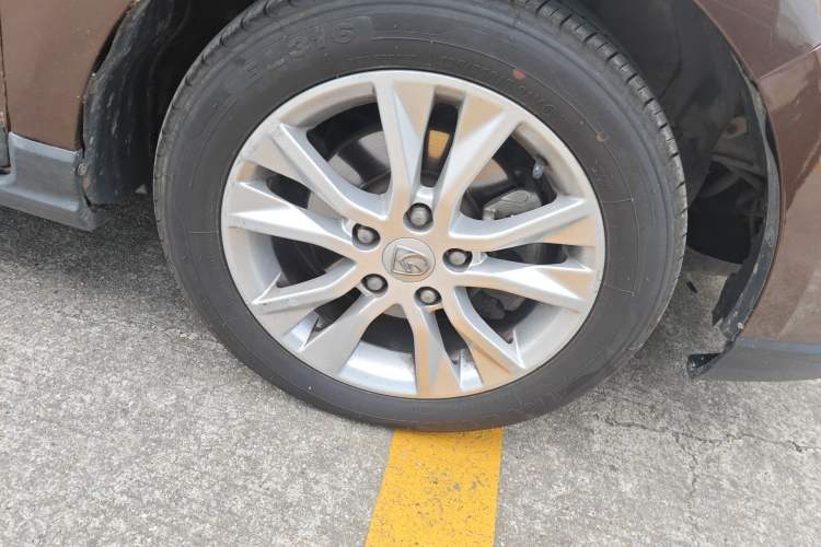 Used Baojun 730 2016 1.5L Manual Comfort Version 7 Seats China V Emission Standard Exterior 7