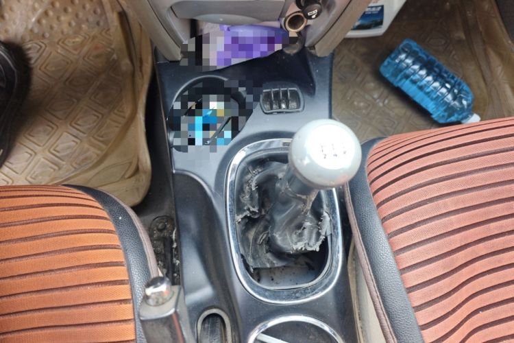 Used Huatai Santa Fe Classic 2012 2.0L Gasoline Manual Luxury Version