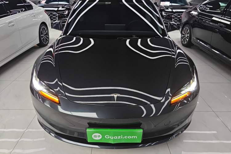 Used Tesla Model 3 2023 Long-Range All-Wheel-Drive Version
