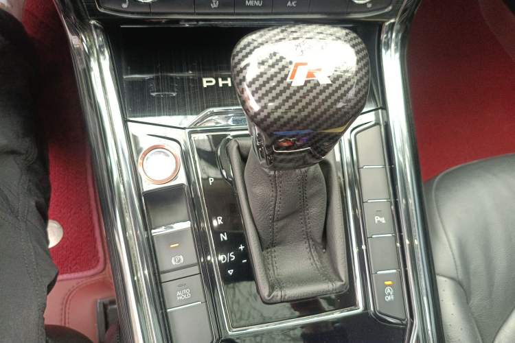 Used Volkswagen Phideon 2018 Revised Version 380TSI Two-Wheel Drive Business Edition