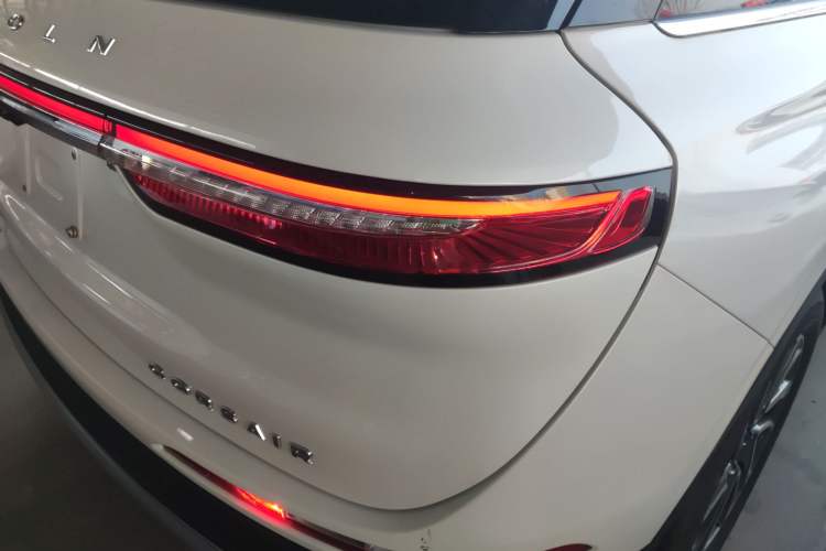 Used Lincoln Corsair 2020 2.0T Two-Wheel Drive Luxury Edition