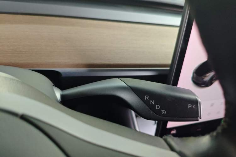 Used Tesla Model 3 2019 Long-Range Rear-Wheel-Drive Version
