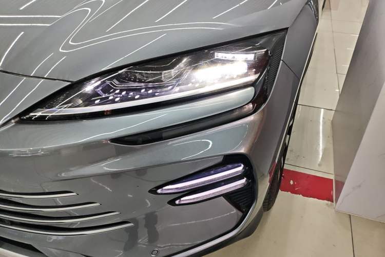 Used BYD Song PLUS New Energy 2023 Champion Edition DM-i 110KM Flagship Model
