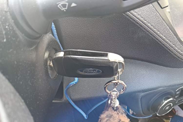 Used Ford Escort 2015 1.5L Automatic Fashion Model
