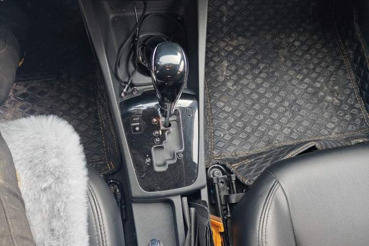 Used Dongfeng Aeolus AX3 2016 1.5L Automatic Shangkue Model
