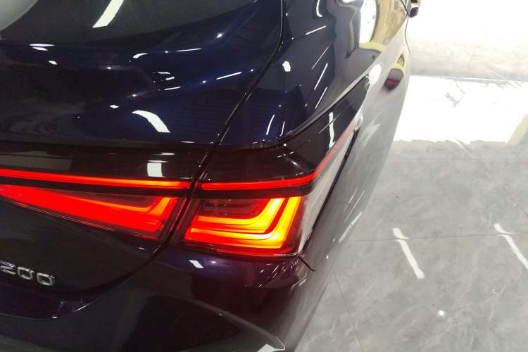 Used Lexus ES 2025 200 Premium Edition