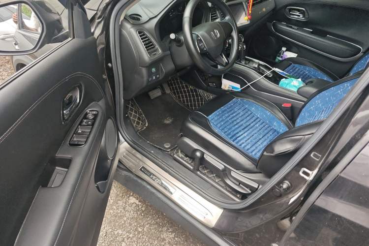 Used Honda Vezel 2020 1.5L CVT Pioneer Edition Driver Seat