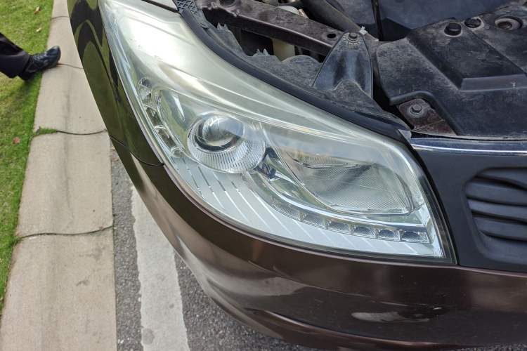 Used Haima S7 2013 2.0L Automatic ZhiShang Version