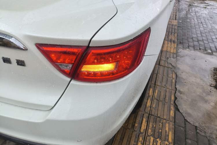 Used Geely Auto Emgrand GT 2016 1.8T Zunya Model Right Rear Taillight