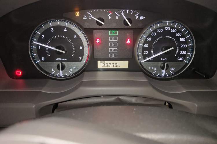 Used Toyota Land Cruiser 2019 4.0L GX-R GT Dual Fuel Sunroof Velvet Interior – Middle East Specification
