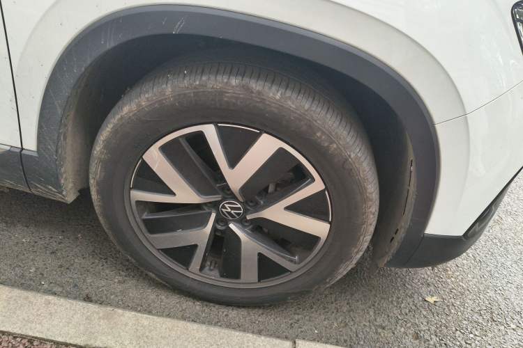 Used Volkswagen Tayron 2023 330TSI Two-Wheel-Drive Luxury Plus Advanced Version