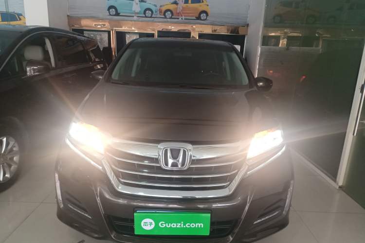 Used Honda Elysion 2016 2.4L Style Edition
