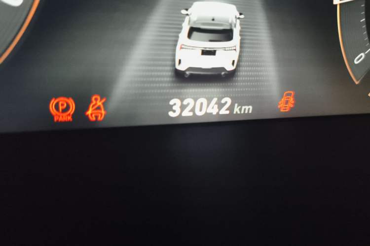 Used Lynk & Co 06 2023 Remix 1.5T Dynamic Halo
