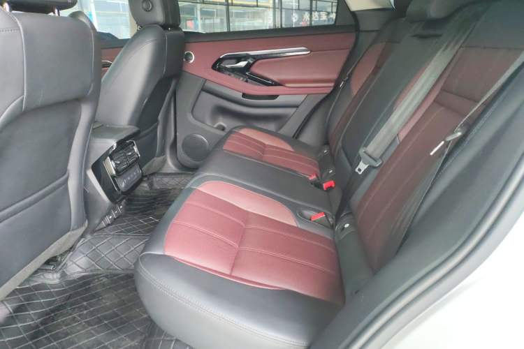 Used Land Rover Range Rover Evoque 2023 Aurora L 249 PS Luxury Edition