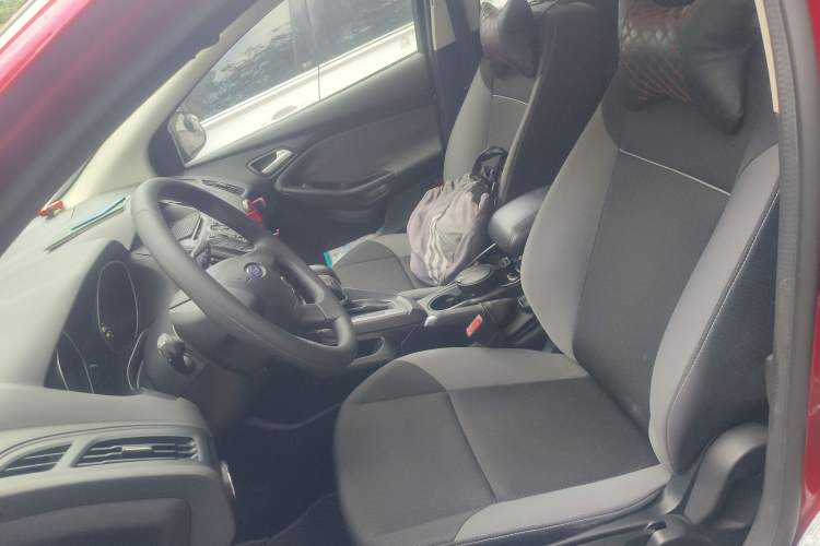 Used Ford Focus 2012 Hatchback 1.6L Automatic Comfort Model
