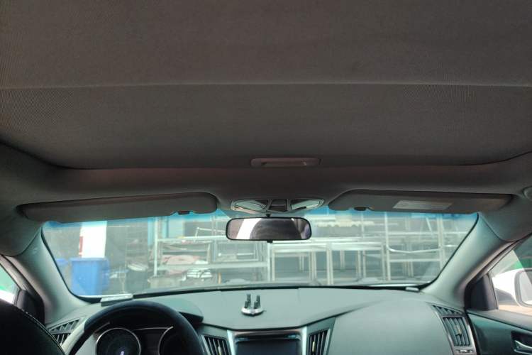 Used Hyundai Sonata 2011 2.0L Automatic Luxury Edition
