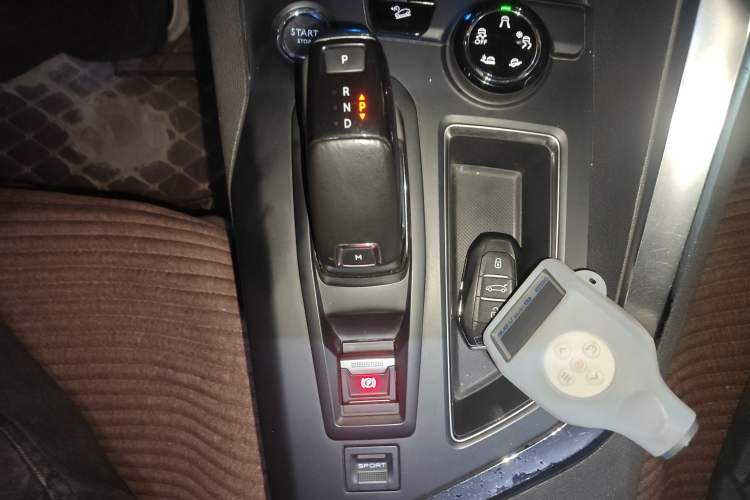 Used Peugeot 5008 2017 380THP 7-Seater Luxury GT Edition