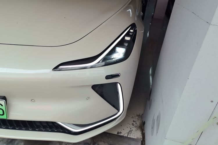 Used IM LS7 2023 100kWh Lux Rear-Drive Version