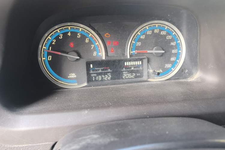 Used Baojun 730 2014 1.5L manual luxury trim 7 seats