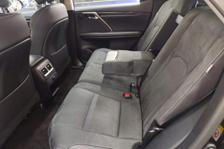 Used Lexus RX 2016 300 Two-Wheel Drive Elite Version China V Standard Left Rear Seat