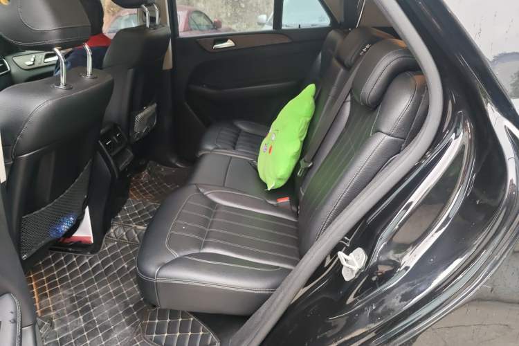 Used Mercedes-Benz GLE 2016 GLE 400 4MATIC Left Rear Seat