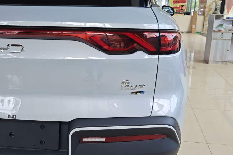 Used BYD Yuan UP 2025 Intelligent Driving Version 401 KM Dynamic Edition
