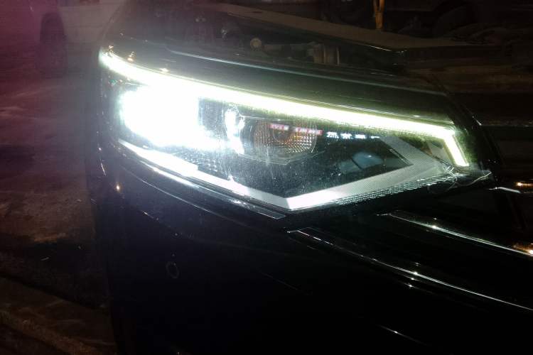 Used Volkswagen Magotan 2020 330TSI DSG Leading Model
