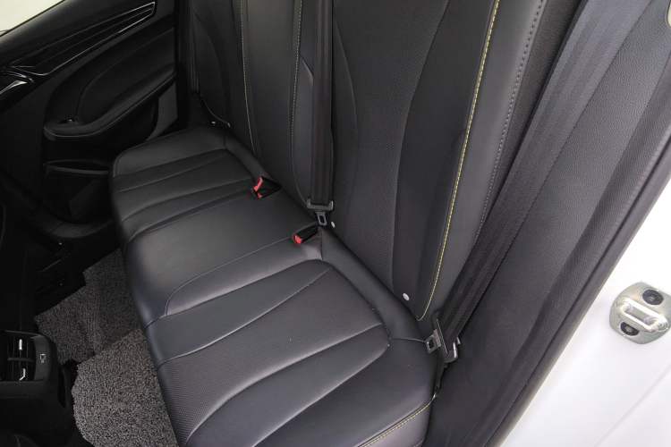 Used Roewe i5 2021 Revised Version 1.5L CVT Diamond Edition